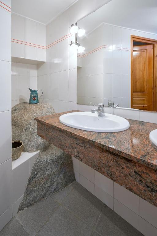Hotel Farre D'Avall Barruera Bagian luar foto